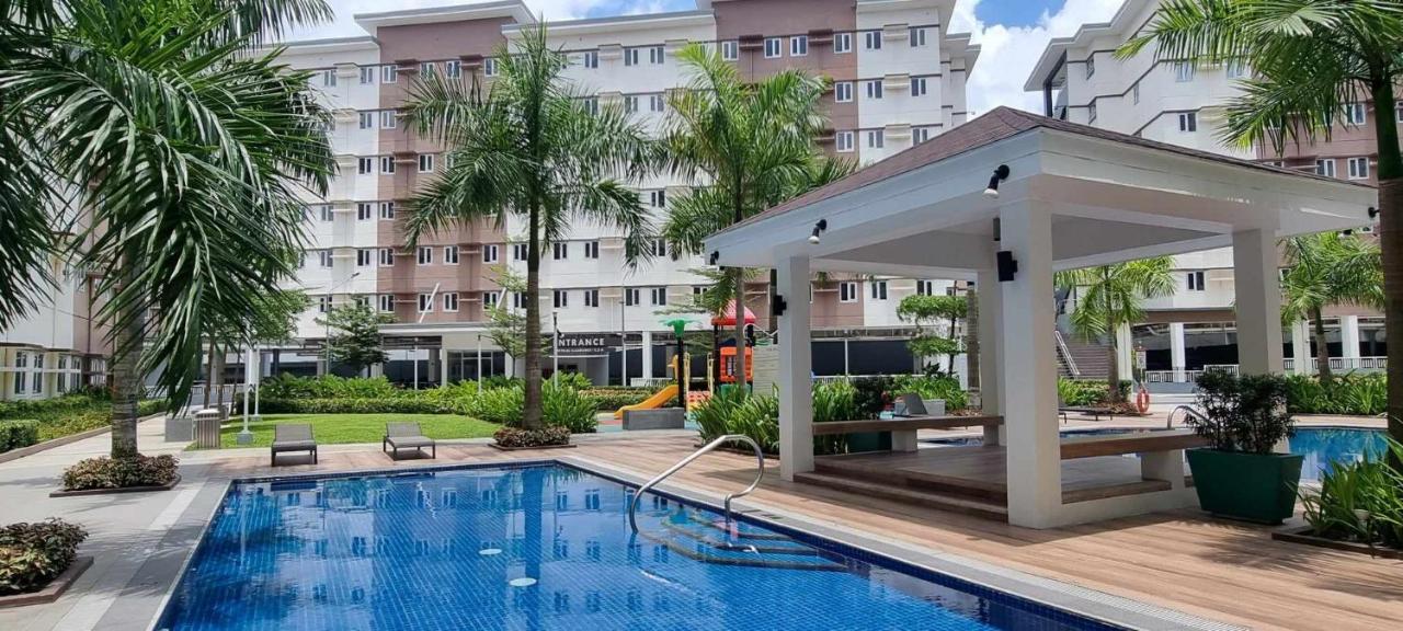Auberge Condotels At Smdc Hope Residences Trece Martires Exterior photo