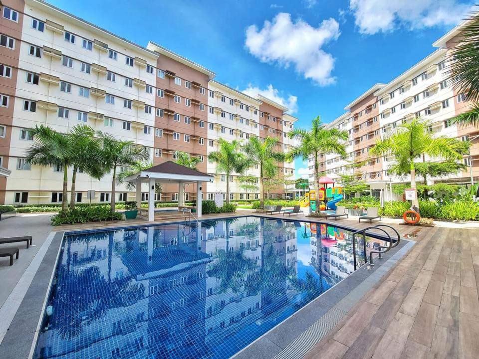 Auberge Condotels At Smdc Hope Residences Trece Martires Exterior photo